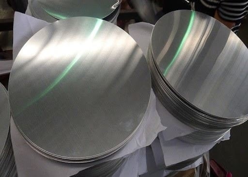 خرید سینی غذا خوری نقره ای شکل سرد، بشقاب دایره ای آلومینیومی غذا درجه 1235 online manufacture
